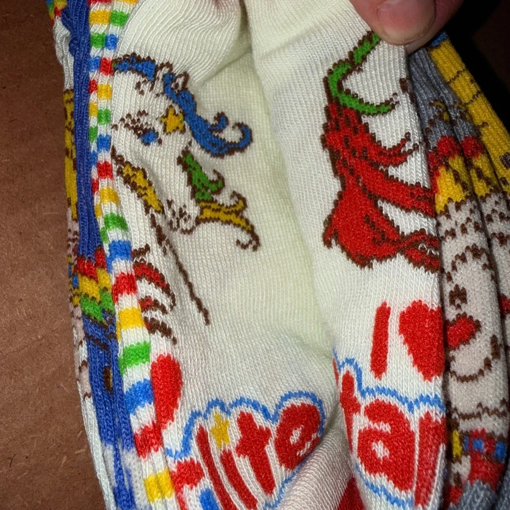 Rainbow Brite No-Show Socks OS 4-10 NEW 6 Pairs Multi Color Stripe Retro